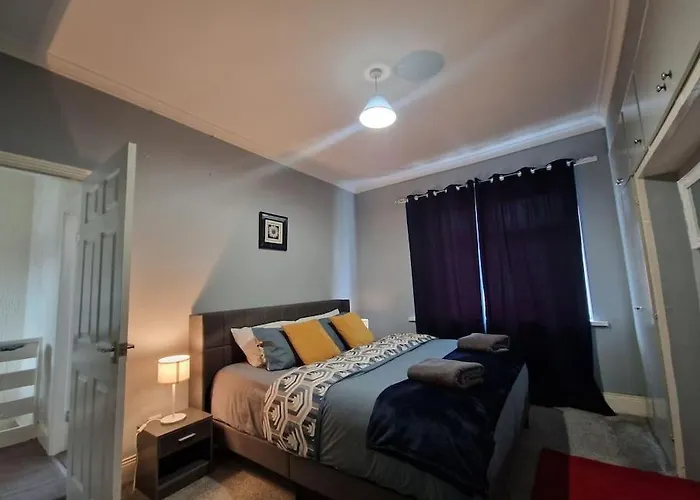 Primos Place - 2 Bedroom In Ashington